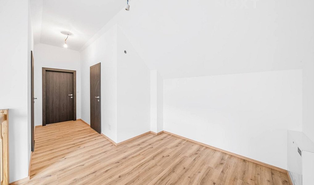 Prodej domu 214 m² s pozemkem 1 127 m², Březová – náhled fotky 17