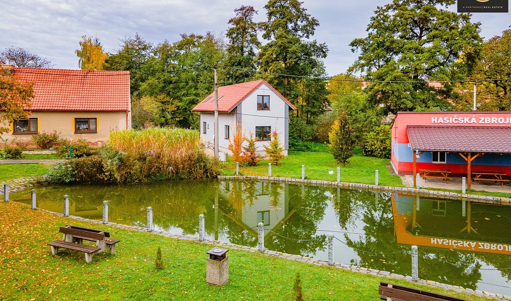 Prodej domu 150 m² s pozemkem 243 m², Jedomělice – náhled fotky 2