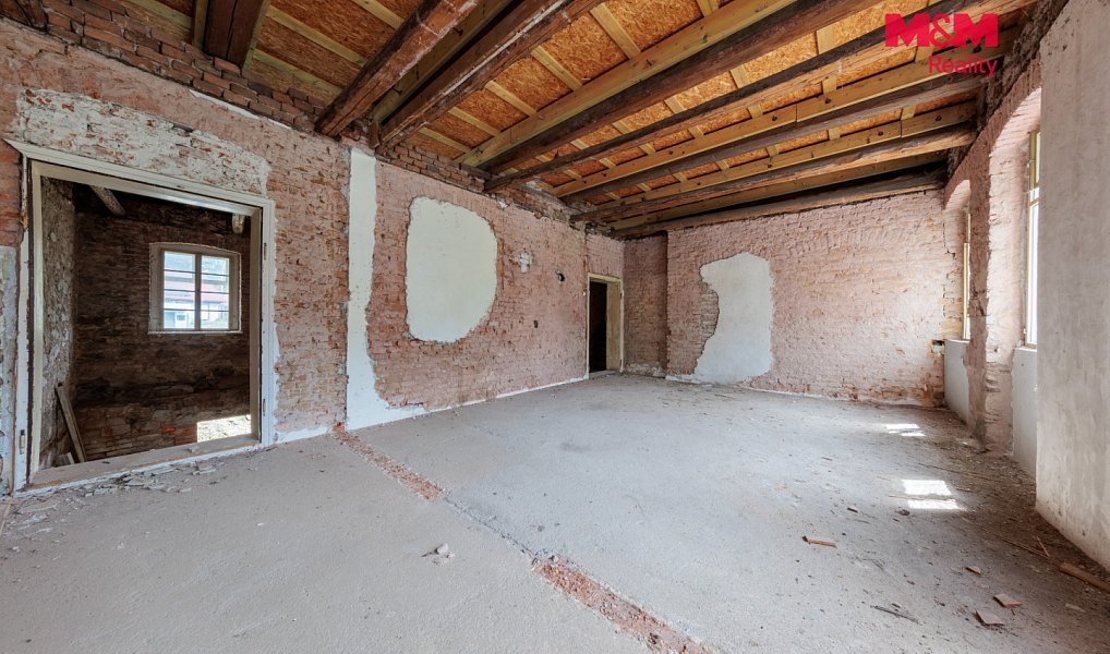 Prodej domu 348 m² s pozemkem 448 m², Krásno – náhled fotky 9