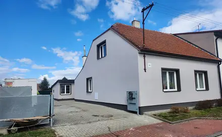 Prodej domu 135 m² s pozemkem 392 m², 8. května, Pardubice - Svítkov