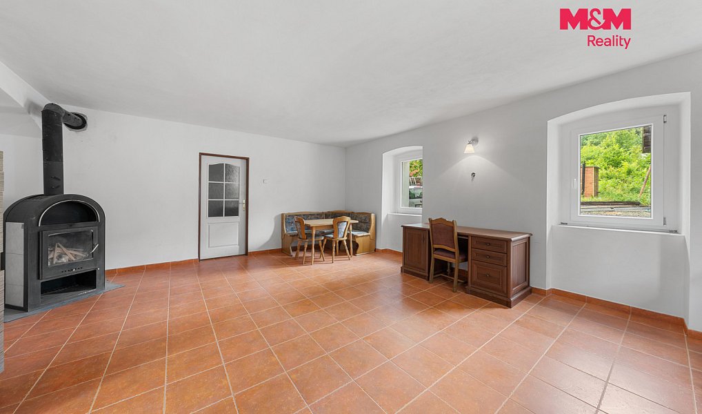 Prodej ubytovacího objektu 550 m², Benešov nad Ploučnicí – náhled fotky 6