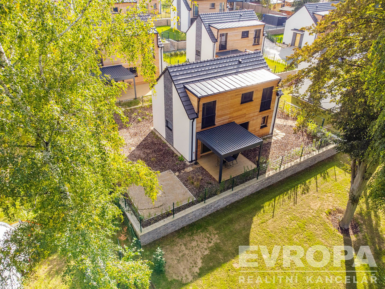 Prodej domu 113 m² s pozemkem 270 m² – fotografie 2