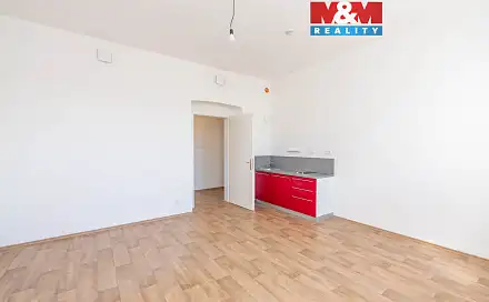 Pronájem bytu 1+kk 32 m²
