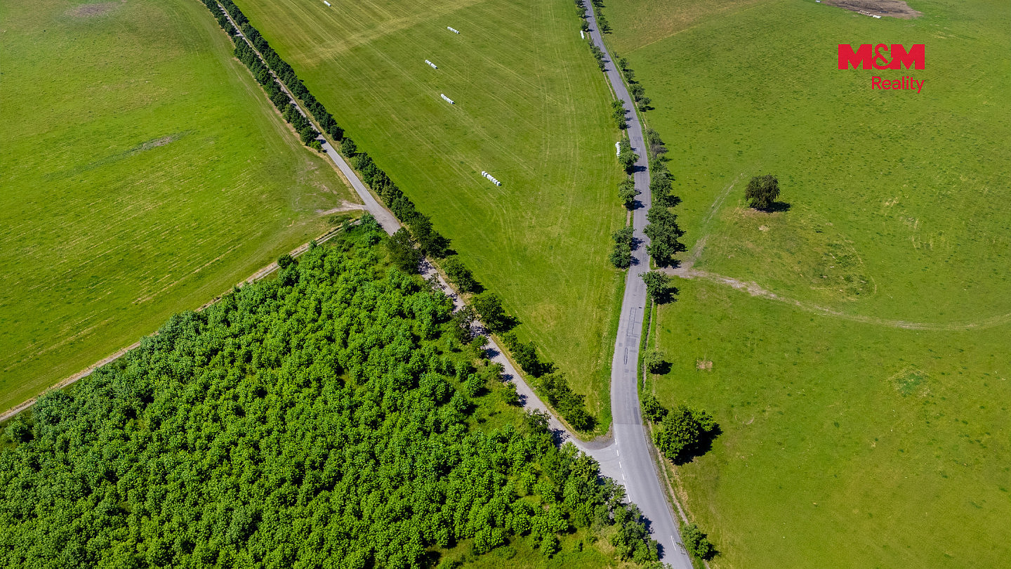 Prodej stavebního pozemku 5 000 m² — photo 2