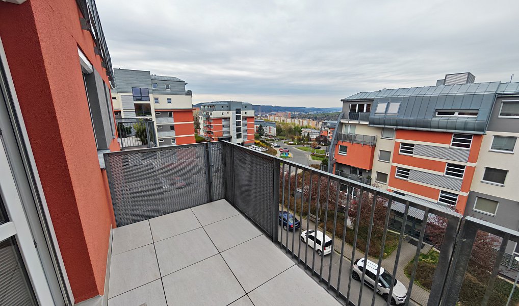 Prodej bytu 1+kk 36 m², Zlín – náhled fotky 6