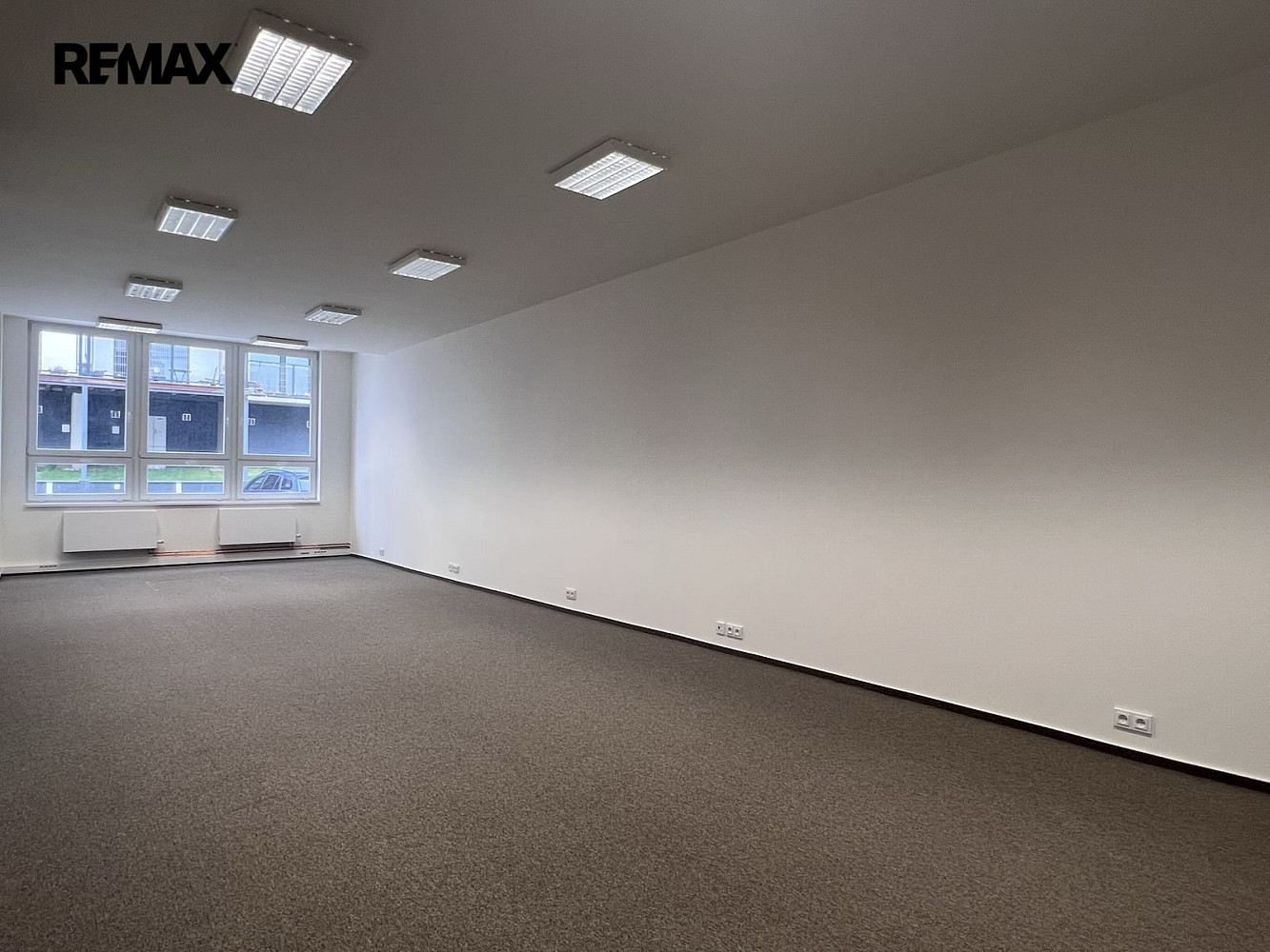 Pronájem skladovacích prostor 58 m² – fotografie 3
