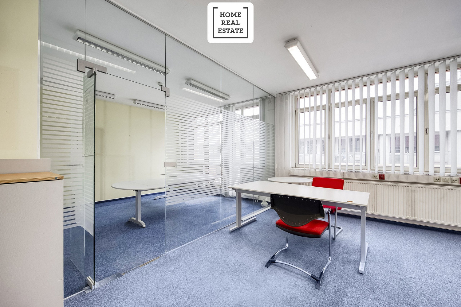 Pronájem kanceláře 378 m² — photo 4