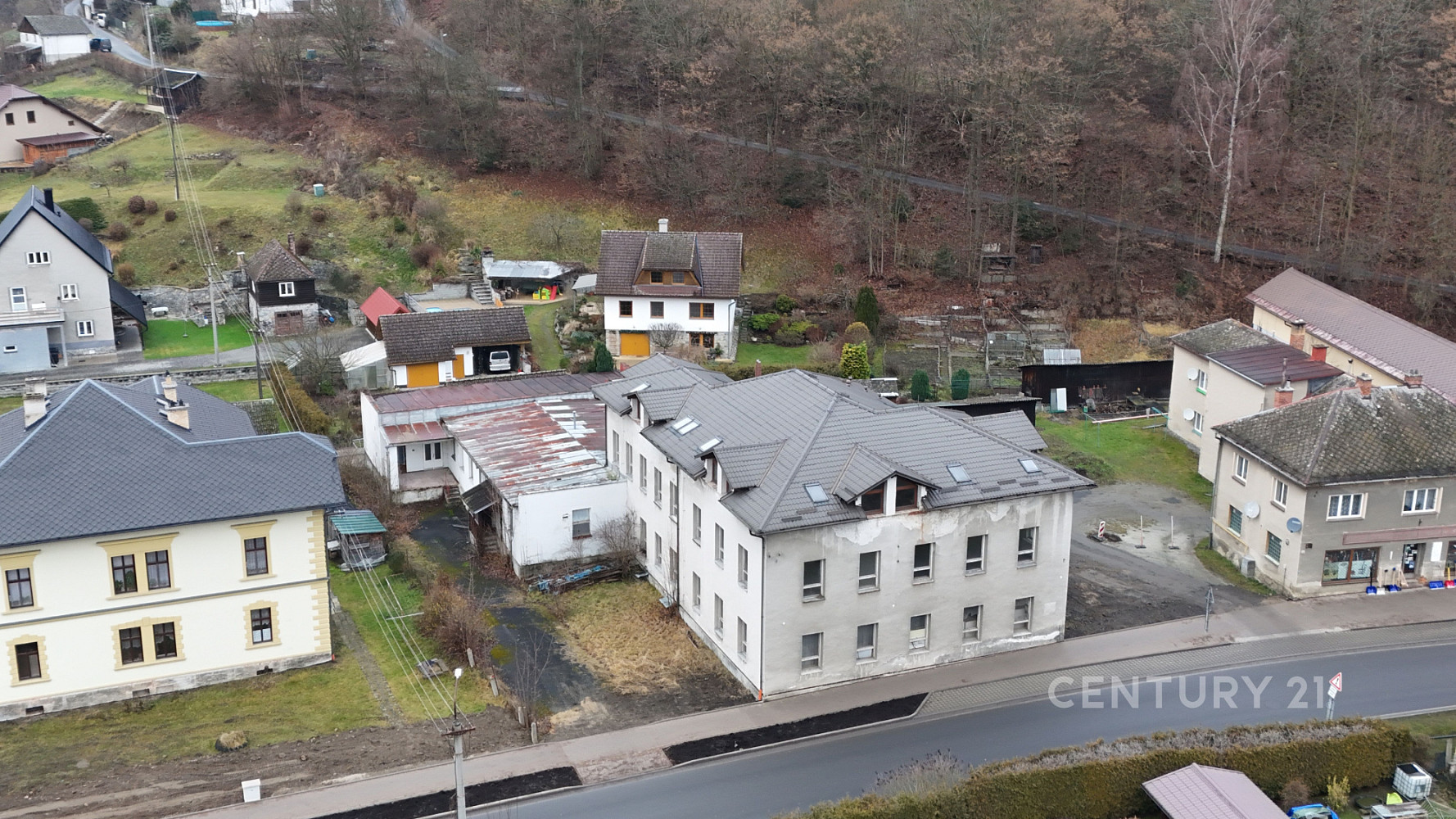 Prodej nájemního domu, činžáku 1 380 m² — photo 4