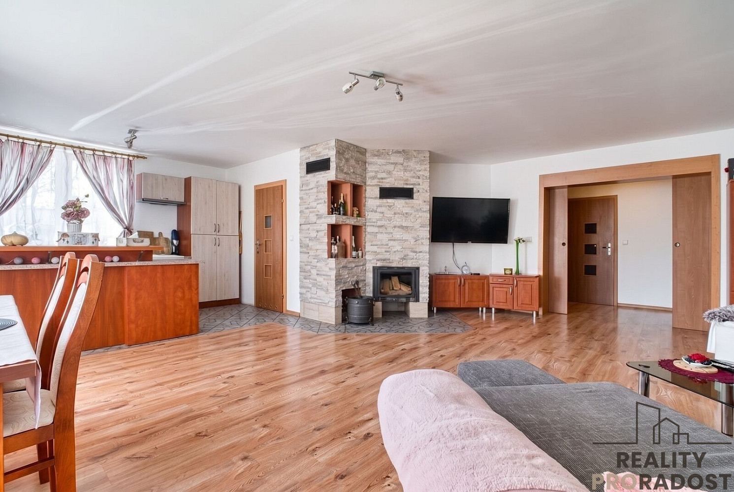 Prodej domu 168 m² s pozemkem 1 609 m² – fotografie 4