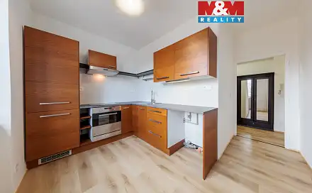 Pronájem bytu 2+1 53 m², Heyrovského, Sokolov