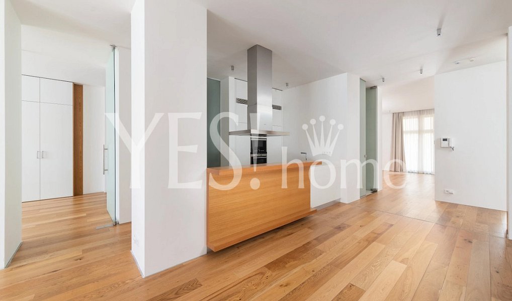 Pronájem bytu 5+kk 199 m², Praha – fotka 1 z 24