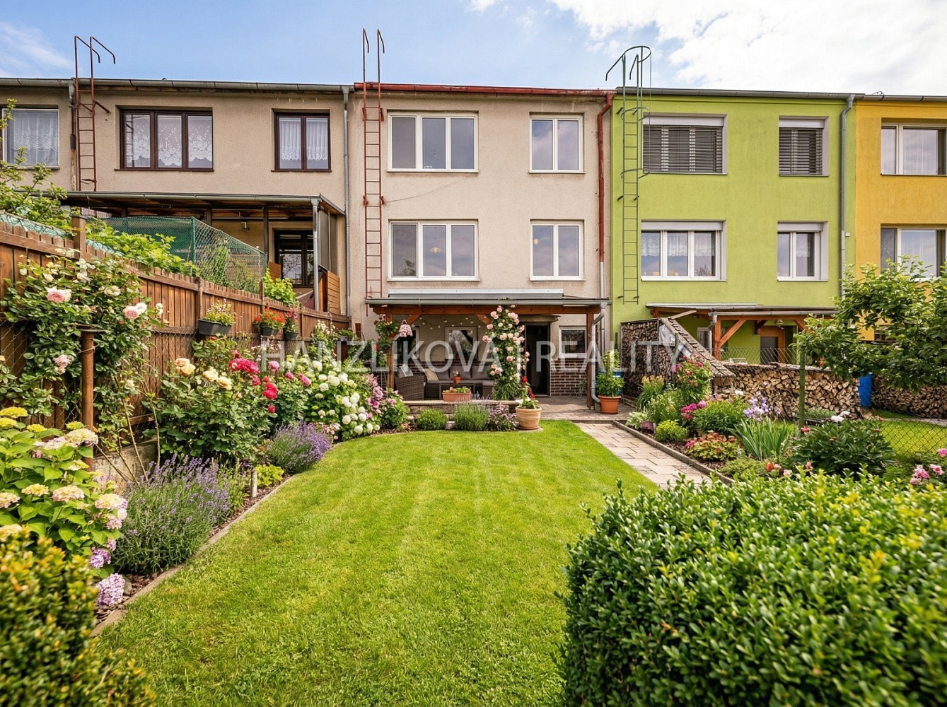 Prodej domu 331 m² s pozemkem 331 m²