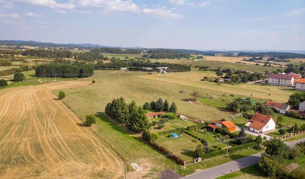 Prodej stavebního pozemku 921 m², Velký Bor – náhled fotky 3