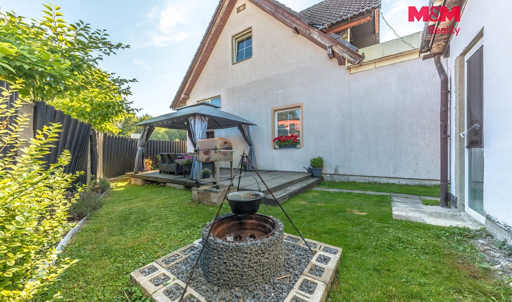 Prodej domu 250 m² s pozemkem 622 m², Jablonec nad Nisou – náhled fotky 3