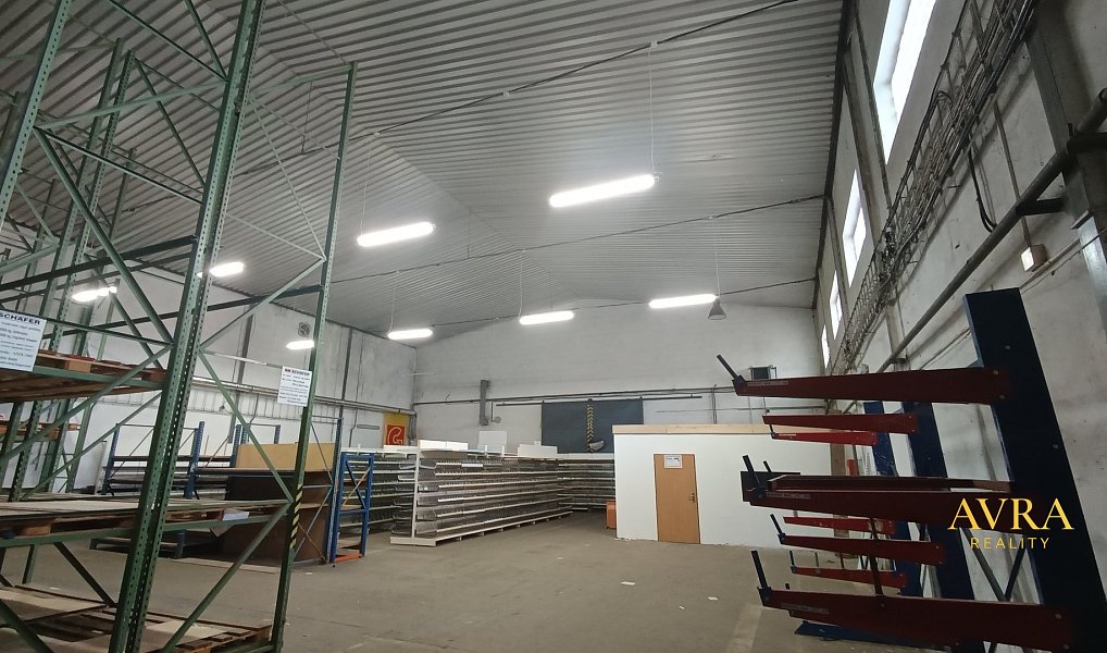 Pronájem skladovacích prostor 300 m², Mariánské Lázně – náhled fotky 3