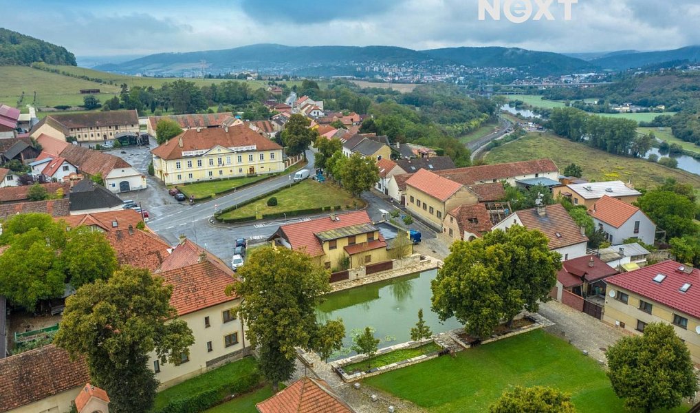 Prodej domu 416 m² s pozemkem 419 m², Tetín – náhled fotky 25