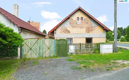 Prodej domu 86 m² s pozemkem 560 m², U Parku, Pňov-Předhradí - Předhradí, okres Kolín