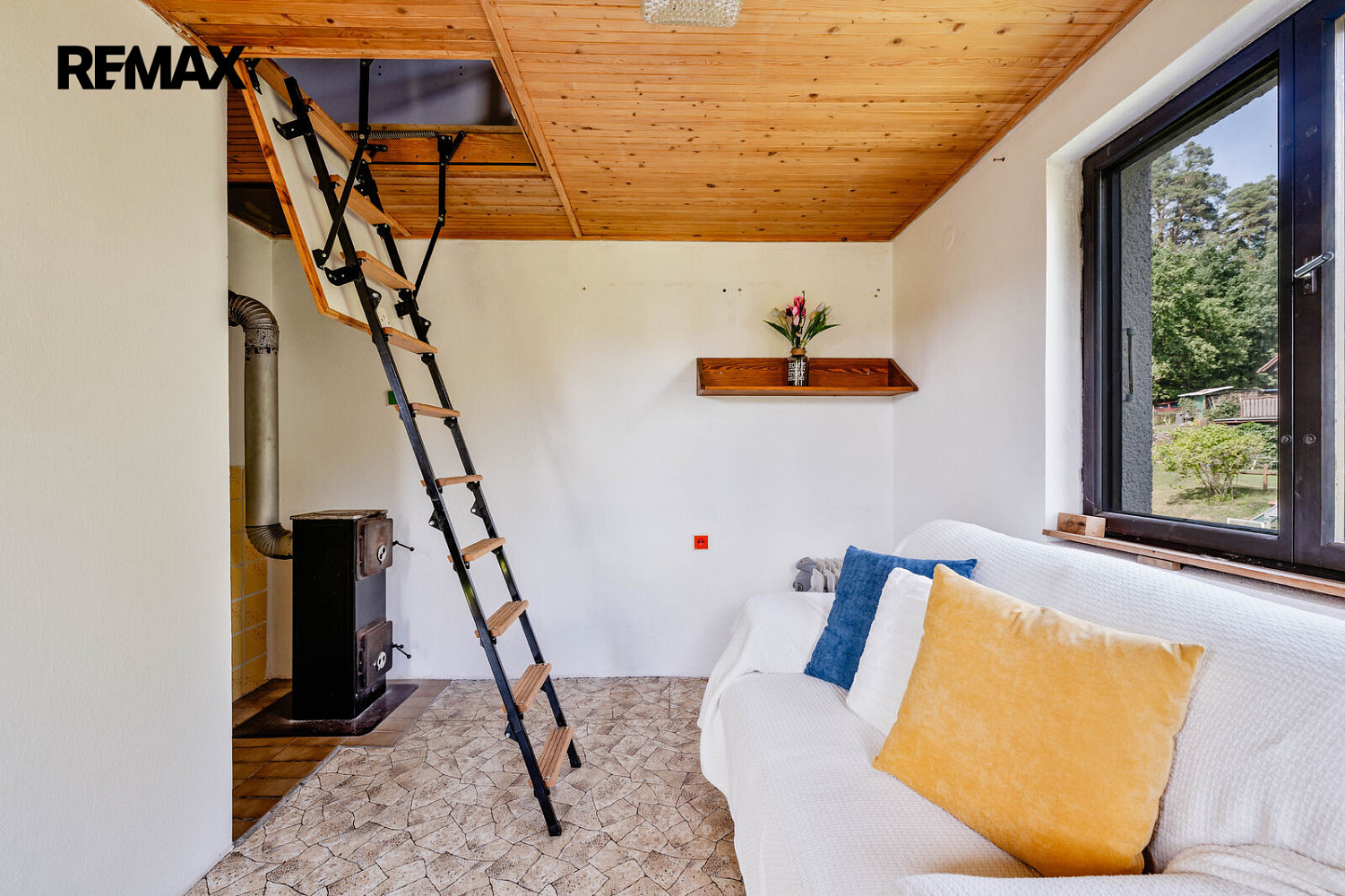 Prodej chaty/chalupy 28 m² s pozemkem 353 m² – fotografie 4