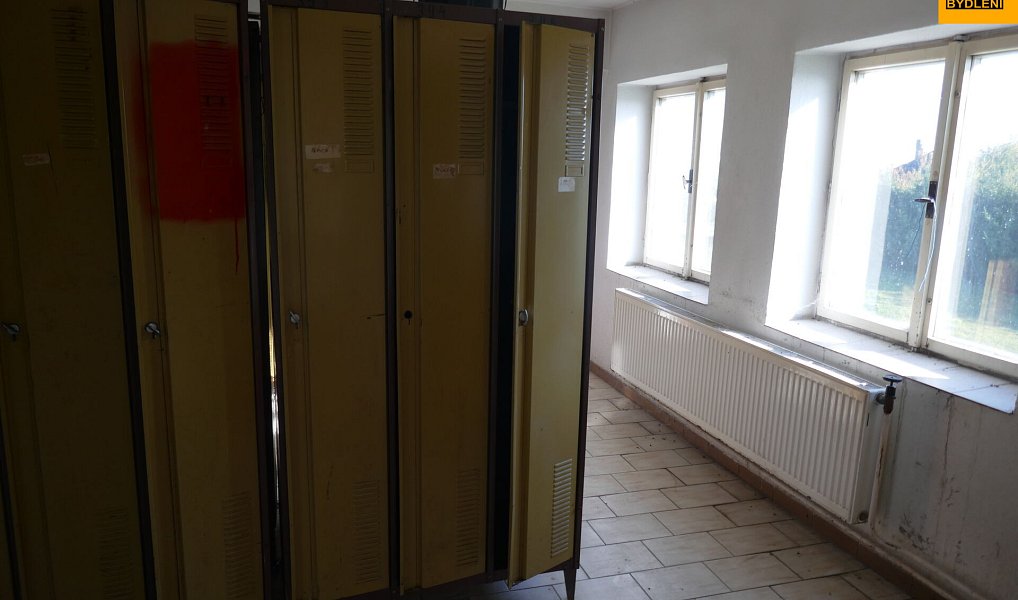 Prodej skladovacích prostor 3 983 m², Moravec – náhled fotky 21