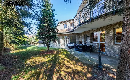 Prodej domu 433 m² s pozemkem 826 m², U zahrádek, Praha 10 - Benice