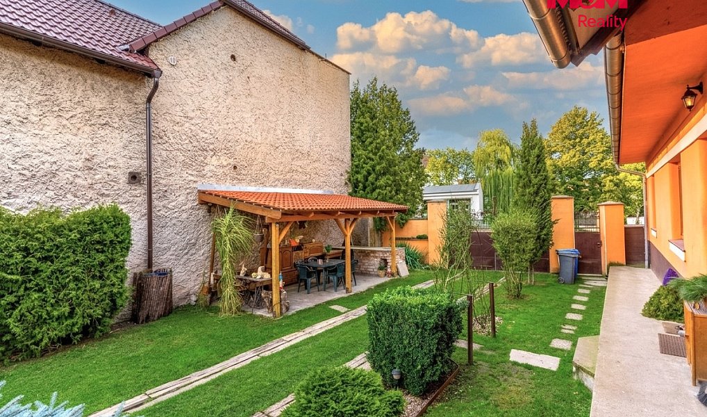Prodej domu 151 m² s pozemkem 1 740 m², Opočnice – náhled fotky 2