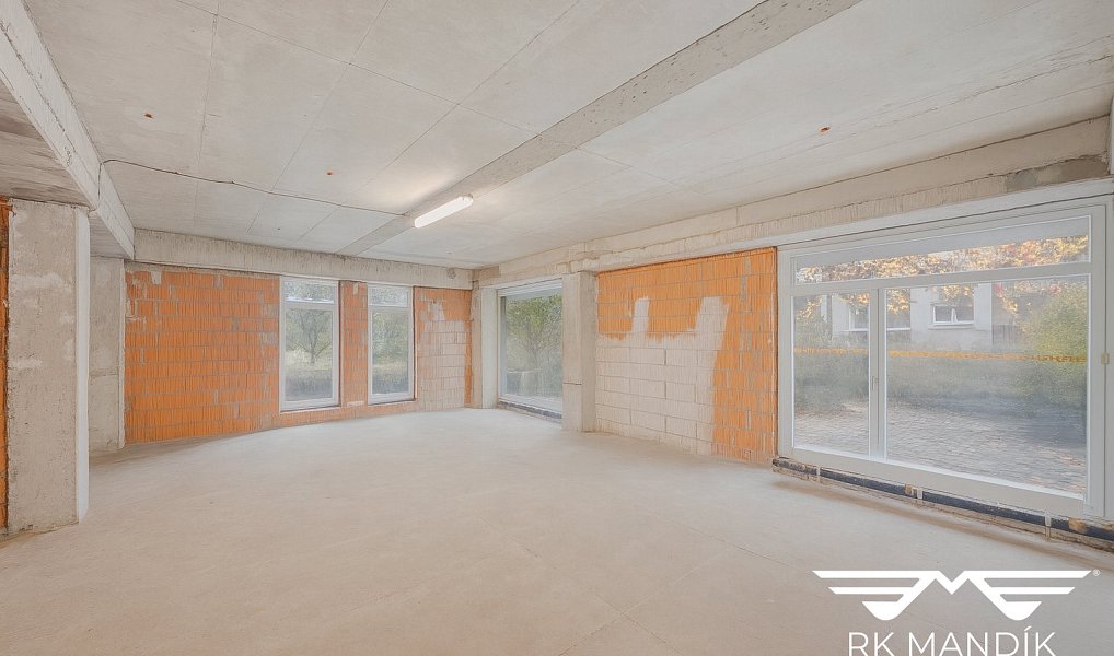 Prodej obchodních prostor 90 m², Odolena Voda – náhled fotky 2