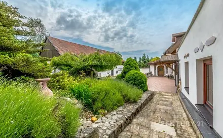 Prodej domu 663 m² s pozemkem 4 988 m², Mnich - Mirotín, okres Pelhřimov