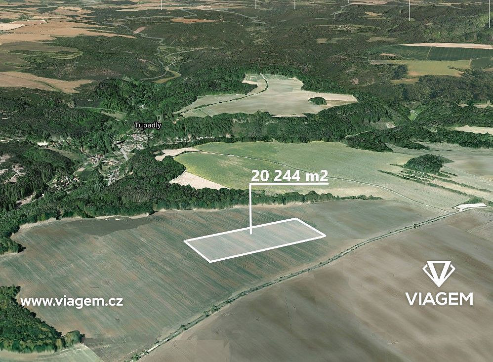 Prodej pole 6 748 m²