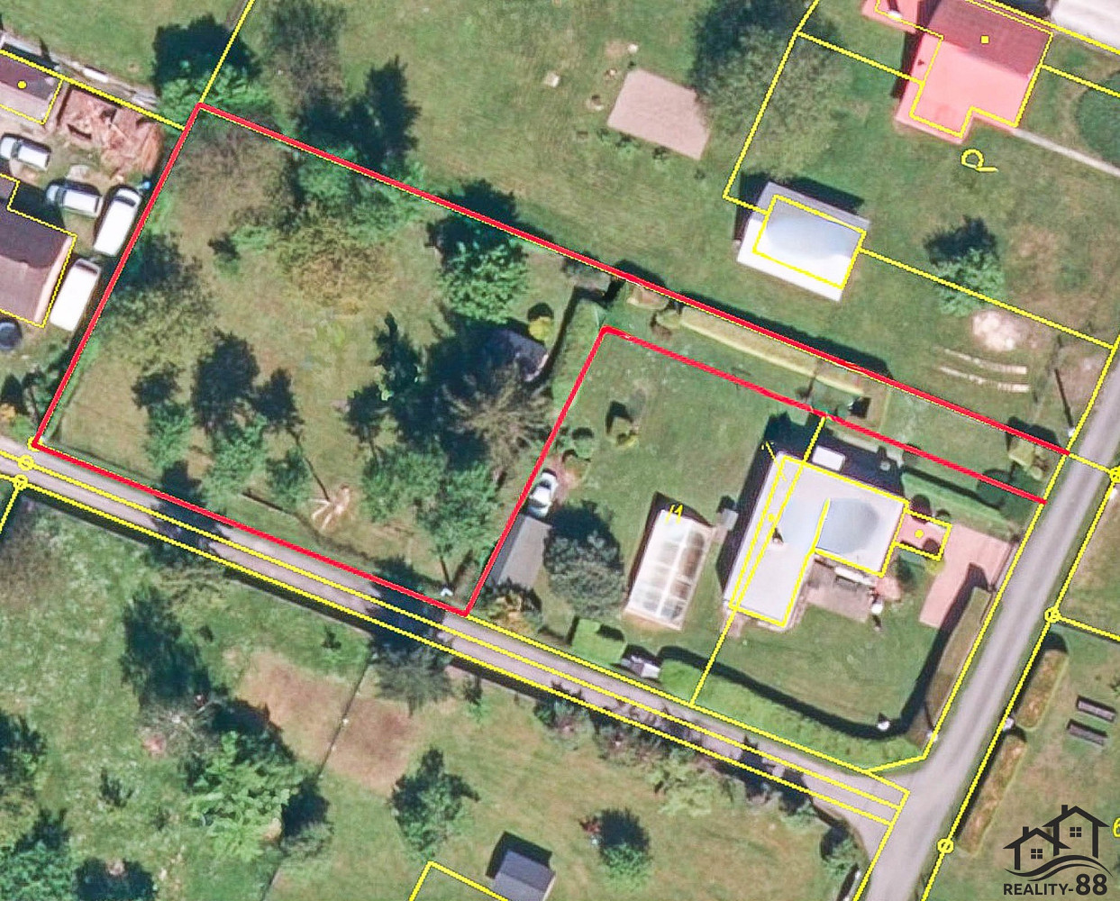 Prodej stavebního pozemku 1 370 m²
