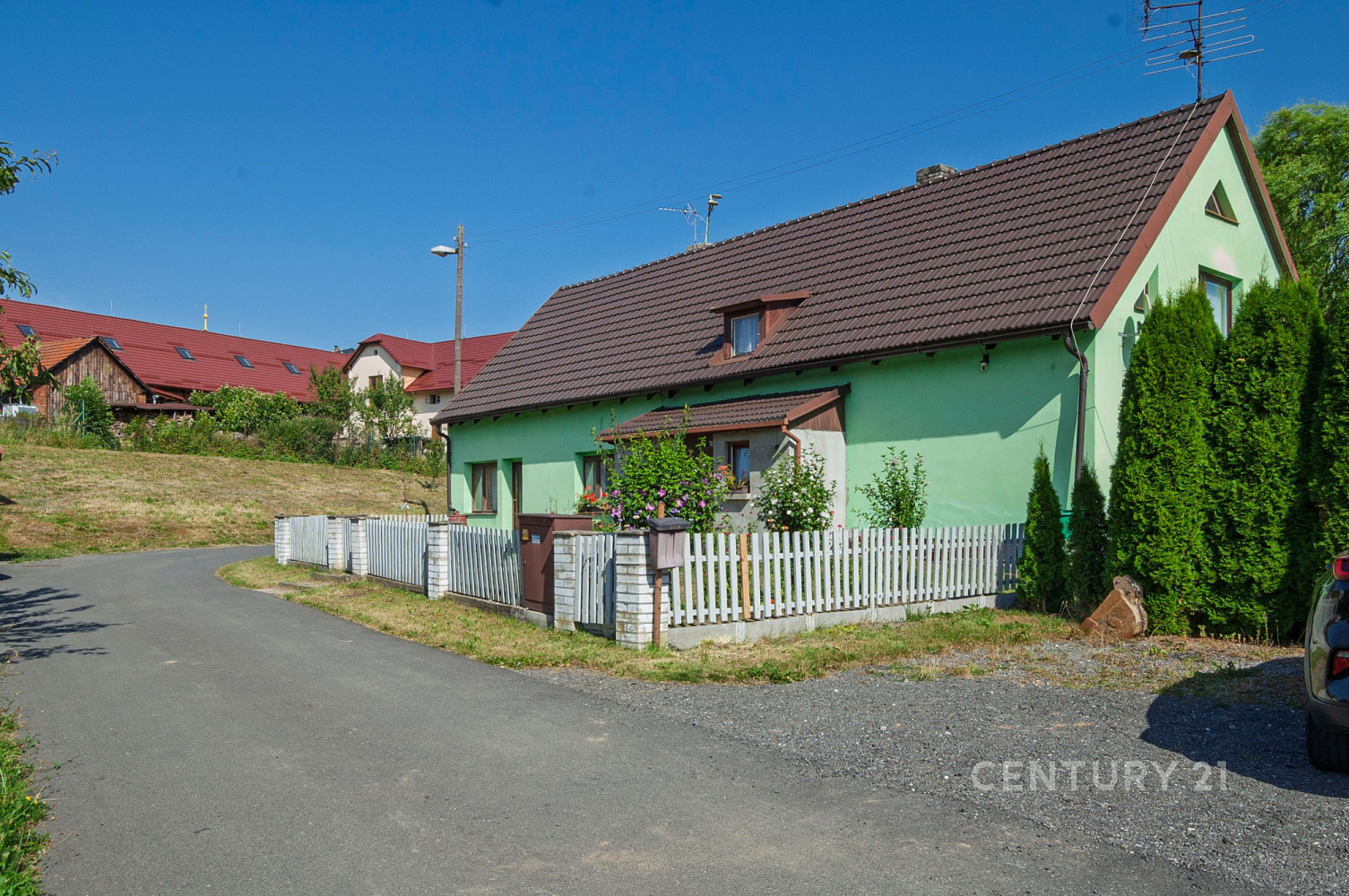 Prodej domu 262 m² s pozemkem 2 736 m² – fotografie 3