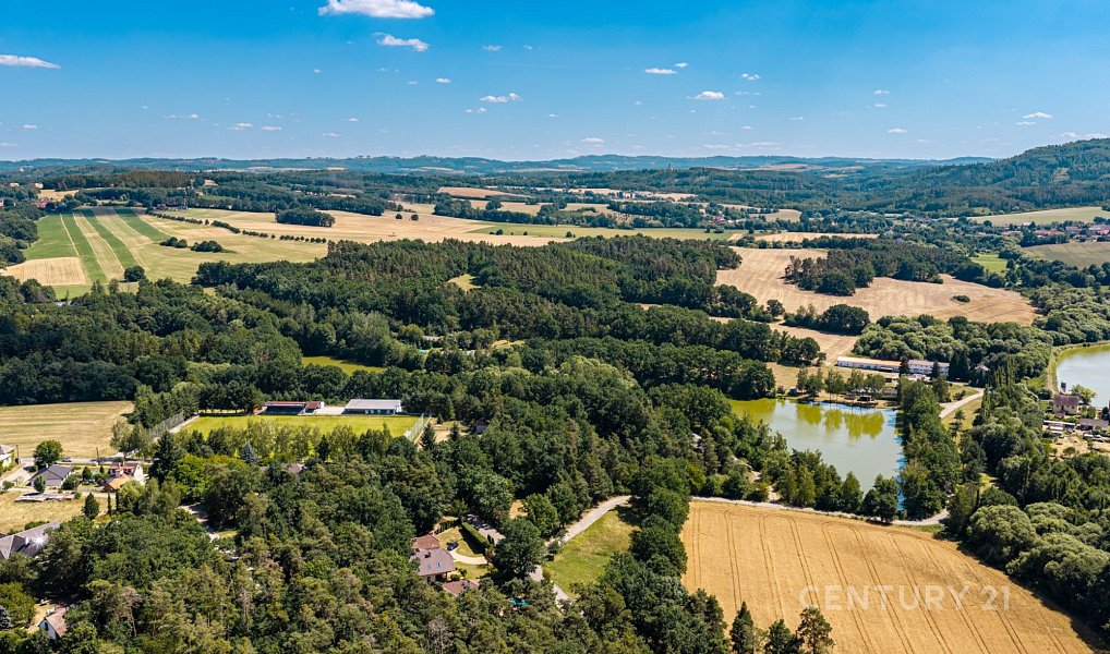 Prodej domu 185 m² s pozemkem 1 343 m², Benešov – náhled fotky 24