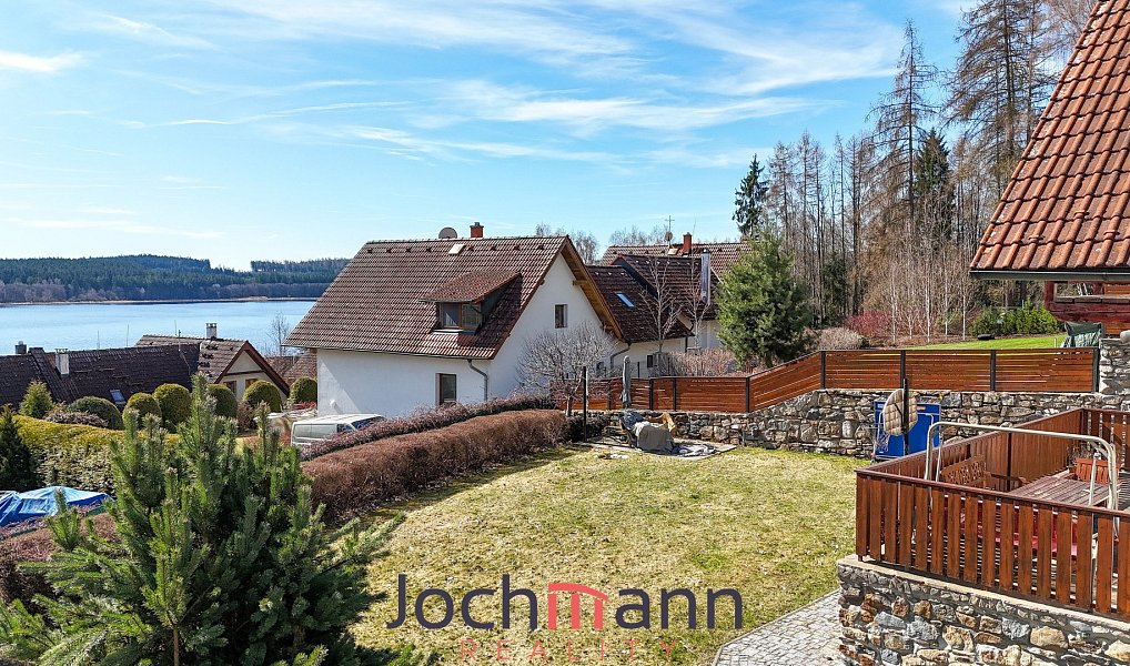 Prodej domu 182 m² s pozemkem 1 009 m², Horní Planá – náhled fotky 32