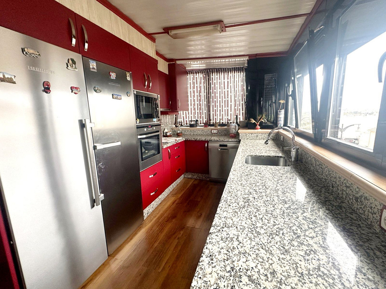Prodej bytu 3+kk 80 m² - Widok 2