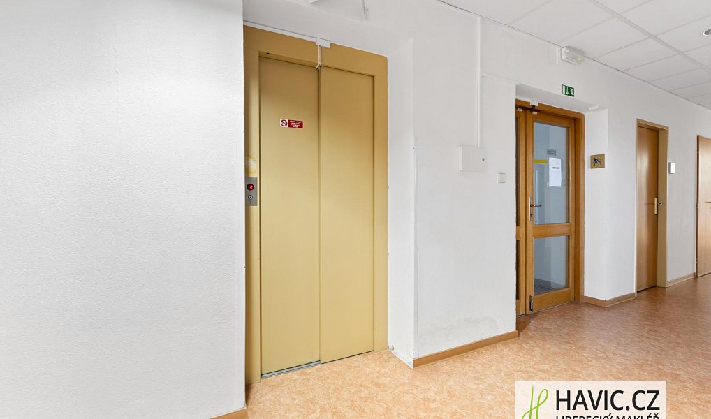 Pronájem kanceláře 21 m², Jičín – náhled fotky 16