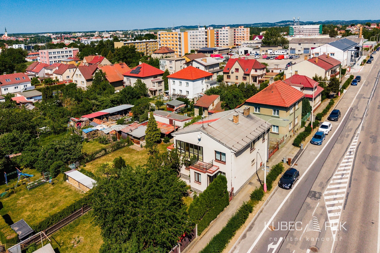 Prodej domu 190 m² s pozemkem 709 m² - View 4
