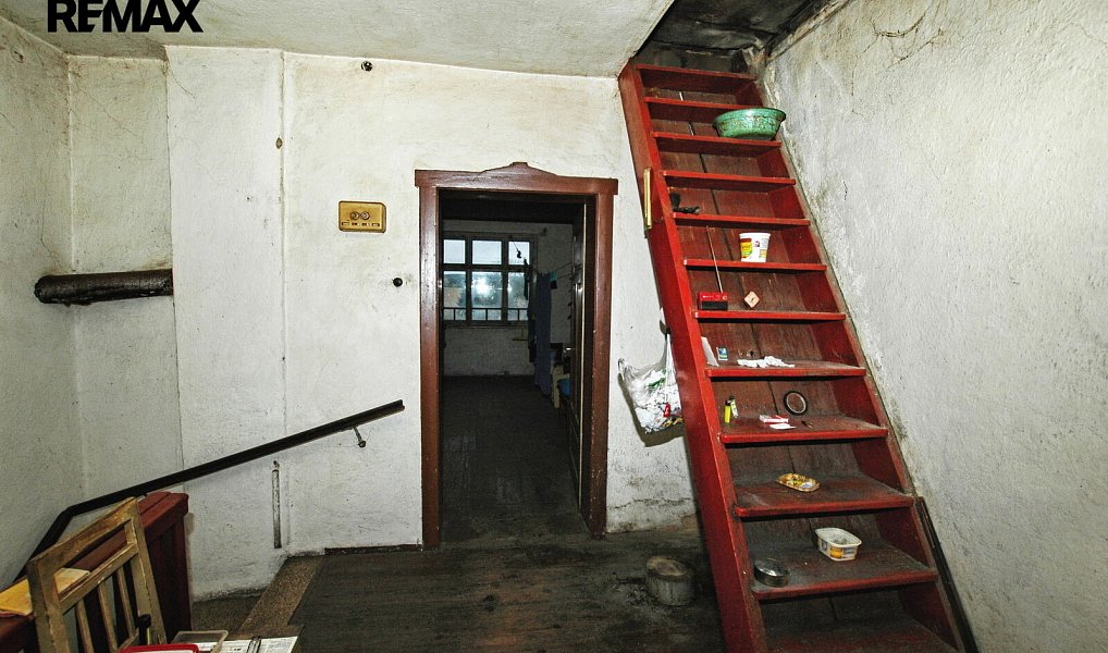 Prodej domu 177 m² s pozemkem 349 m², Černošín – náhled fotky 16