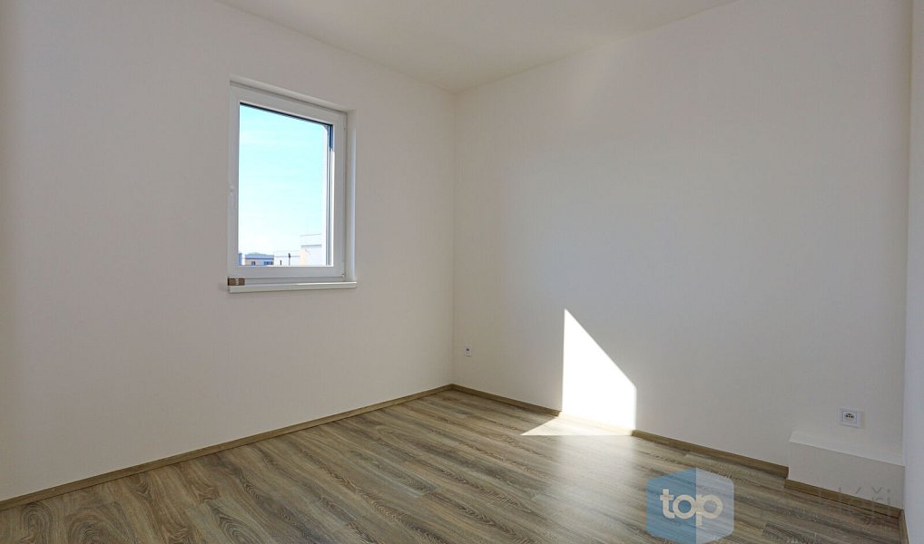Pronájem domu 128 m² s pozemkem 432 m², Horoušany – náhled fotky 11