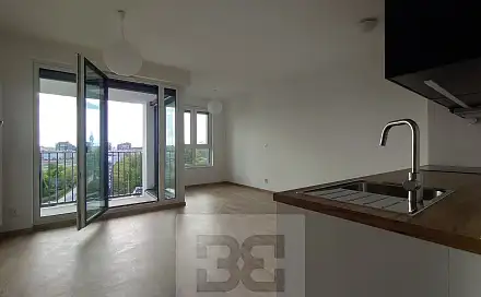 Pronájem bytu 1+kk 37 m²