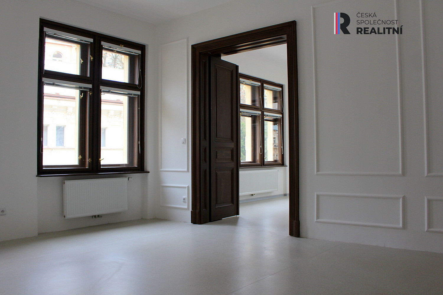 Pronájem kanceláře 107 m² - Več