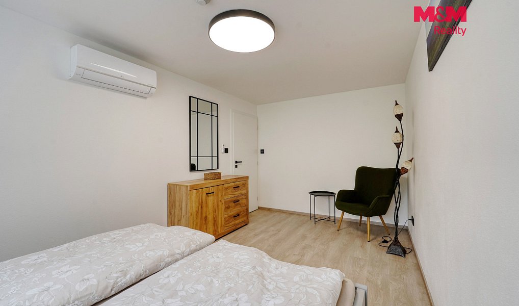 Prodej bytu 3+kk 100 m², Železná Ruda – náhled fotky 30