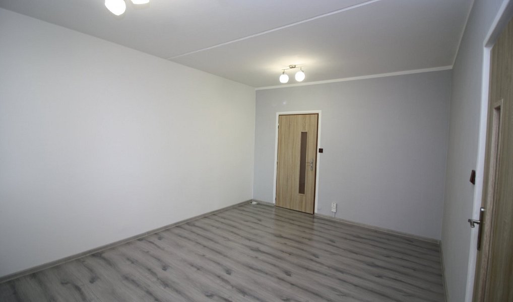 Pronájem bytu 2+1 56 m², Velké Opatovice – náhled fotky 2