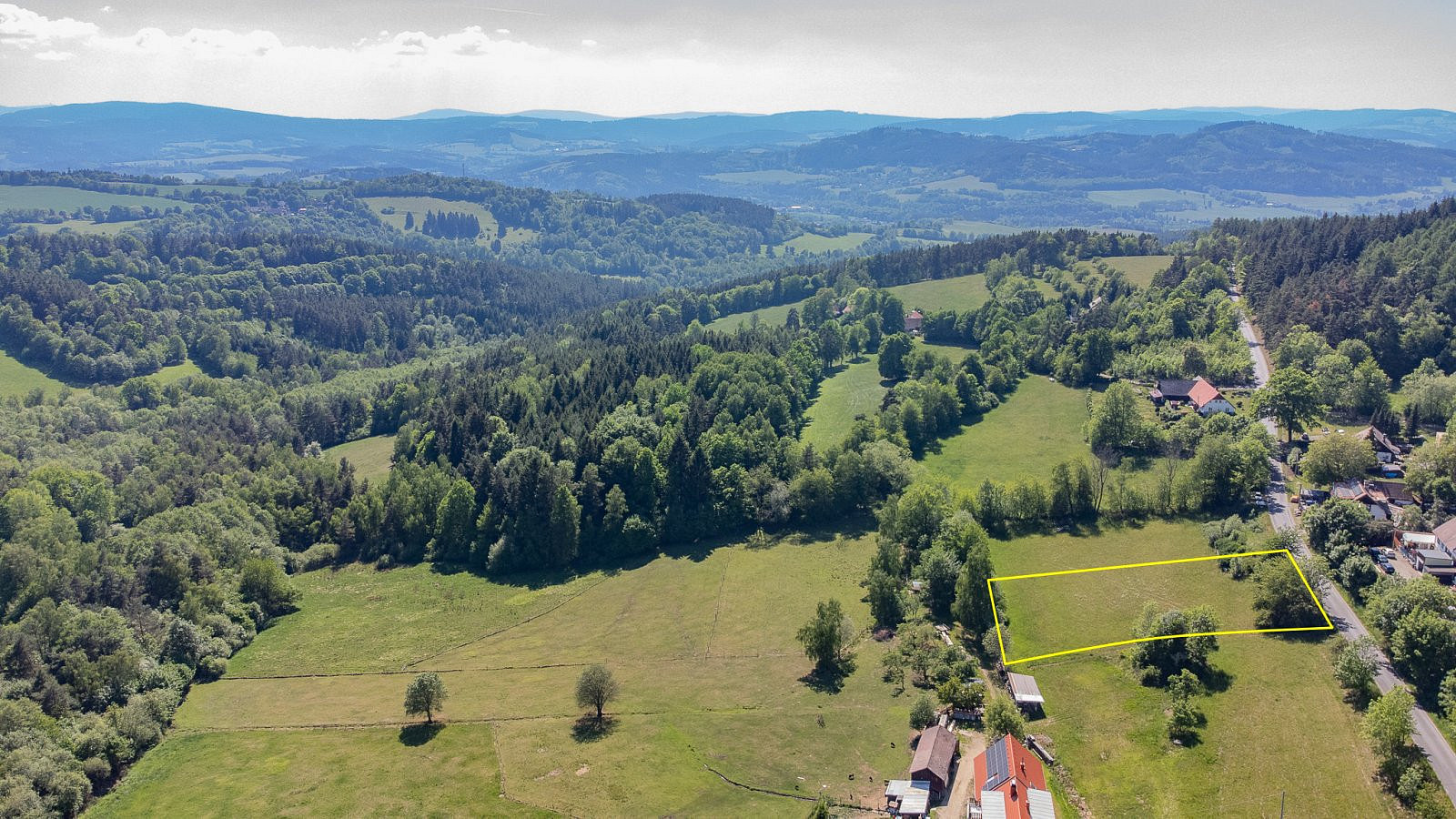 Prodej stavebního pozemku 2 272 m² – pohled 5