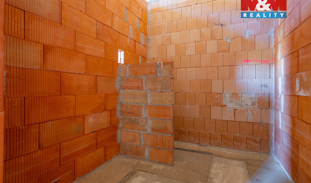 Prodej domu 168 m² s pozemkem 1 144 m², Domanín – náhled fotky 5