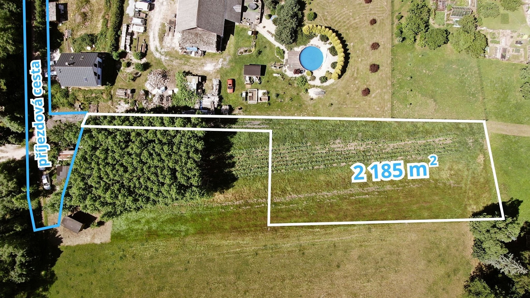 Prodej stavebního pozemku 2 185 m²