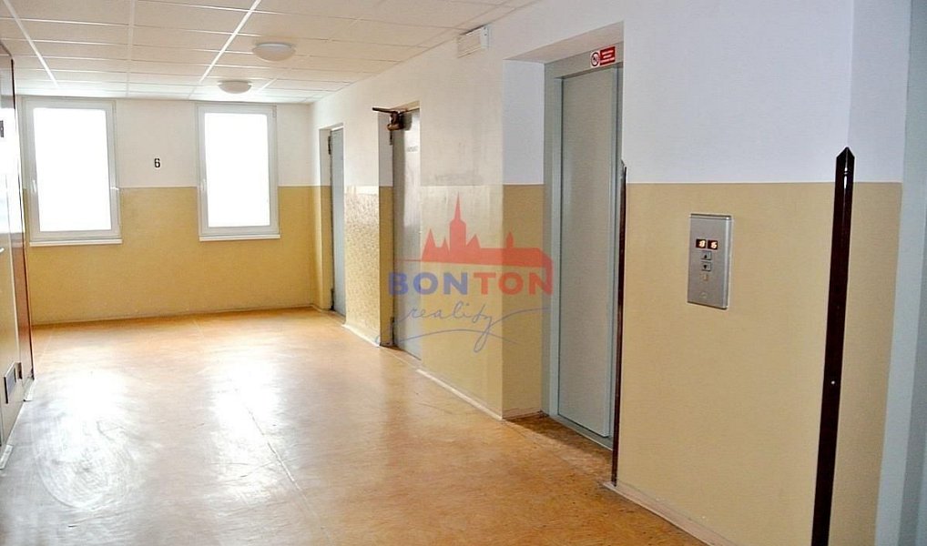 Prodej bytu 1+kk 27 m², Praha – náhled fotky 13