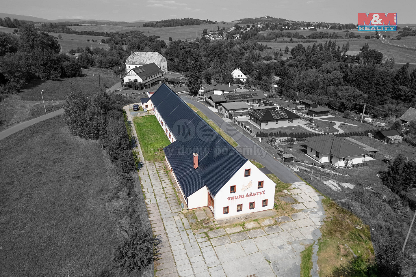 Prodej výrobních prostor 2 000 m² — photo 2