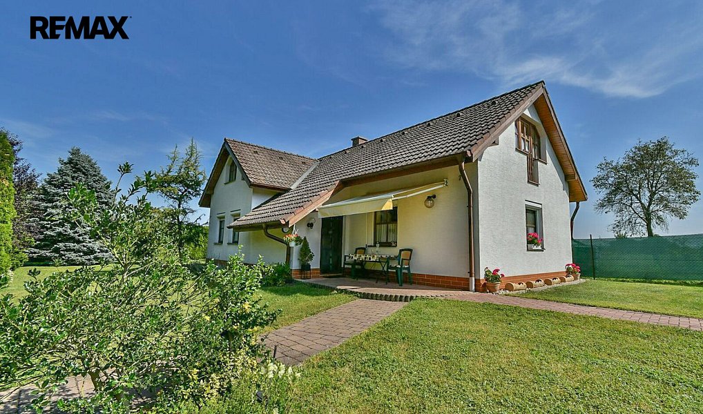 Prodej domu 130 m² s pozemkem 1 226 m², Boharyně – náhled fotky 2