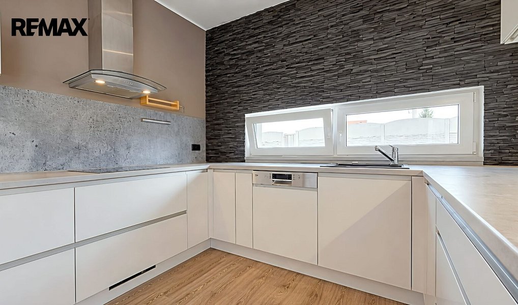 Prodej domu 92 m² s pozemkem 787 m², Tuhaň – náhled fotky 7