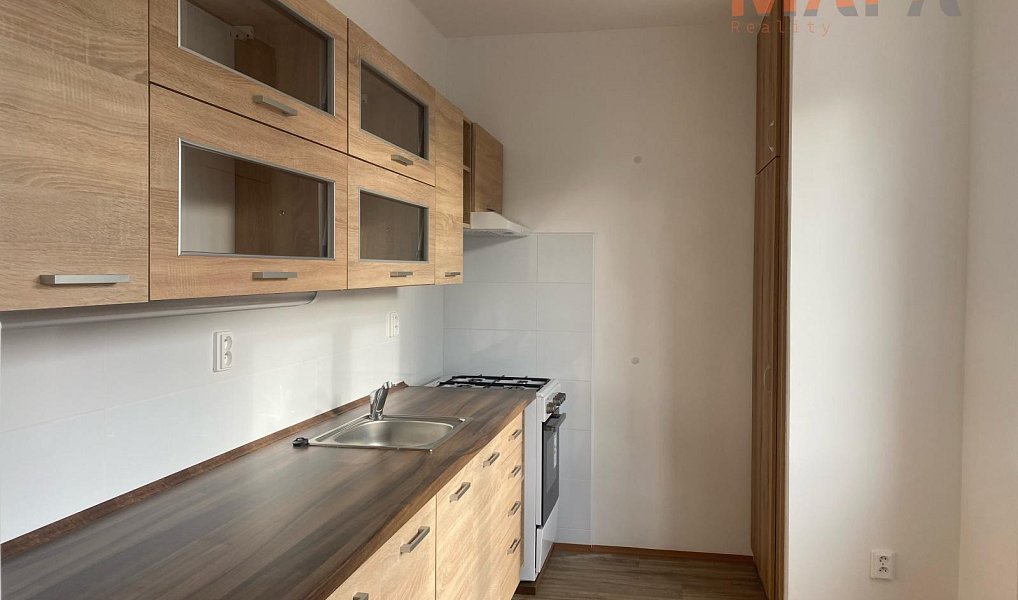 Pronájem bytu 2+1 49 m², Jirkov – náhled fotky 2