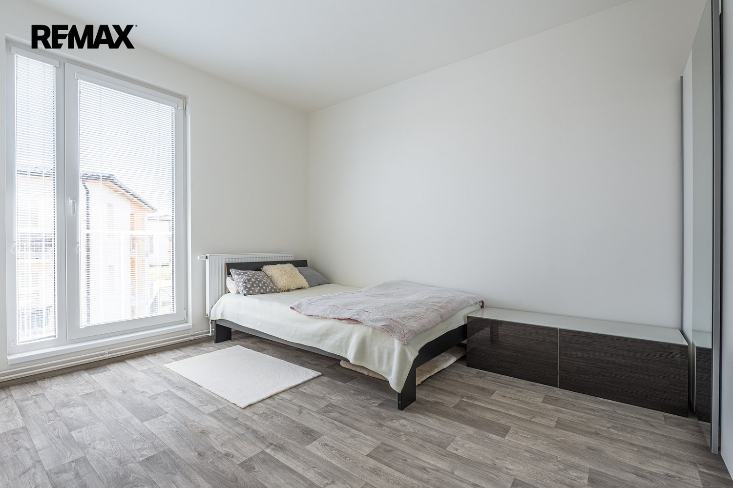 Pronájem bytu 2+kk 38 m² — photo 3